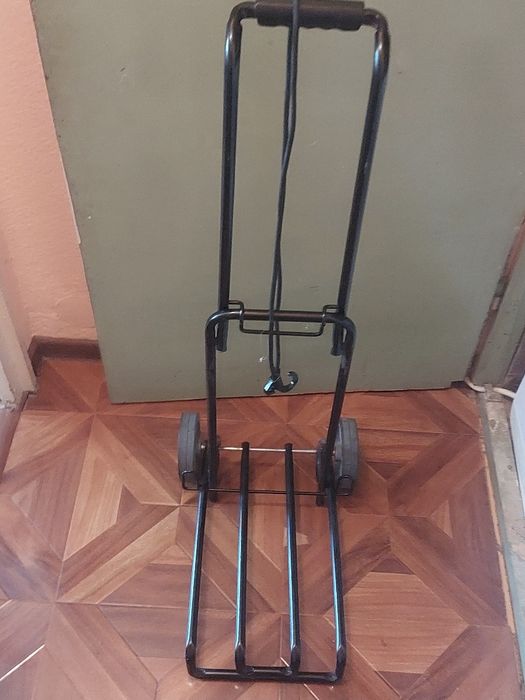 Cărucior pentru bagaje