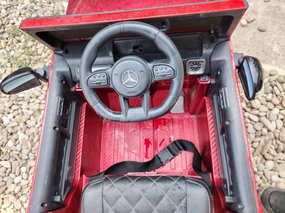 Vând mașină electrică
