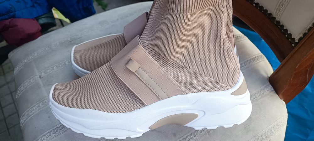 Нови маратонки 39, 40 номер