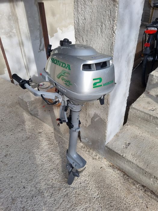 Motor barca Honda BF 2B  2cp 4timpi răcire cu aer