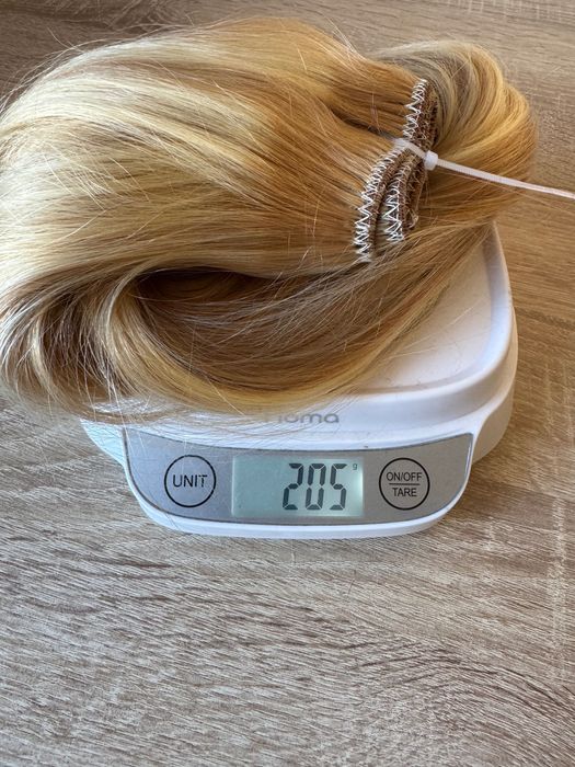 100% натурална индийска коса, 50 см, 205 грама.