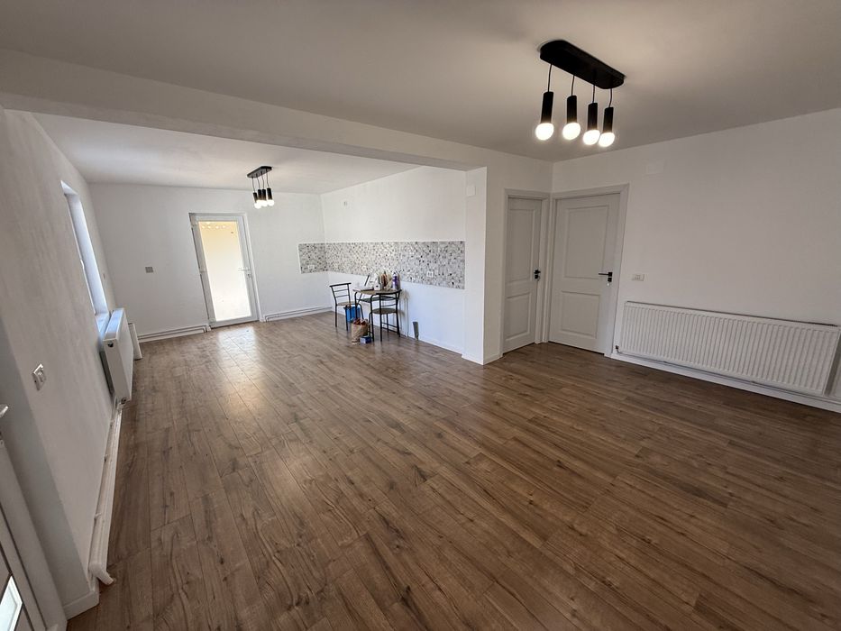 Casa la cheie Isalnita Dolj zona centrala