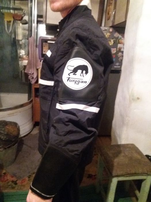 Орегинальная байкерская куртка