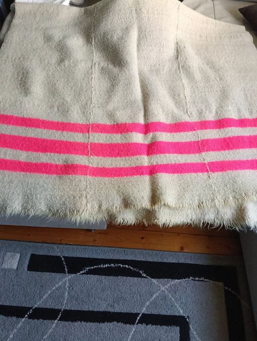 Ръчно тъкани вълнени одеала два броя