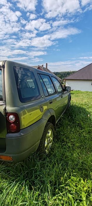 Vând land rover sau schimb