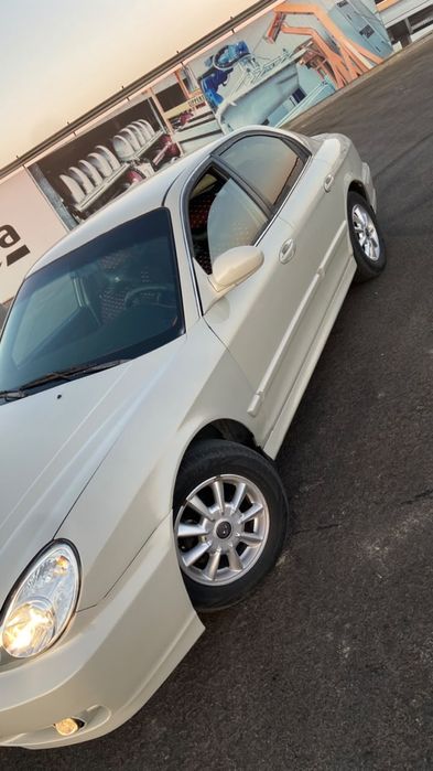 Hyundai sonata EF 2004 2L