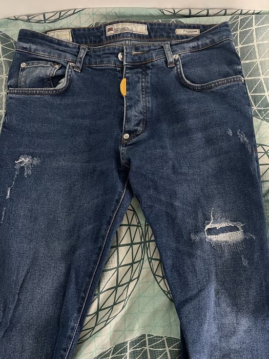 Продавам оригинални маркови дънки