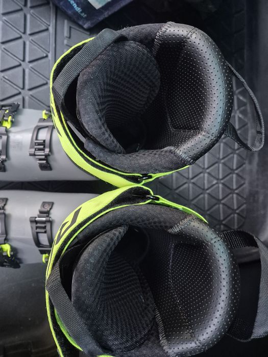 Fischer RC4 Flex 110 – mărime 29–29.5 – folosiți 5 zile