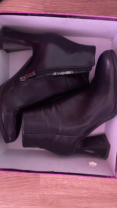 Женская обувь туфли