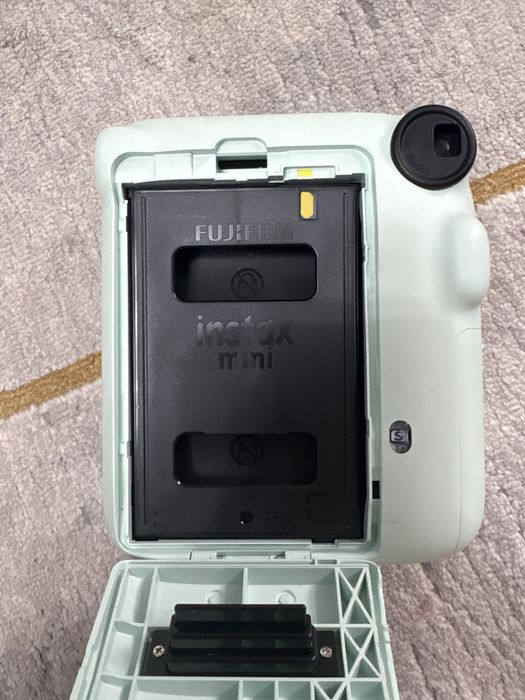 Instax mini 12 фотоаппарат