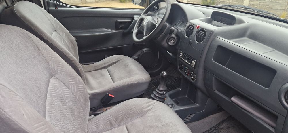 Citroen berlingo fără schimburi sau variante