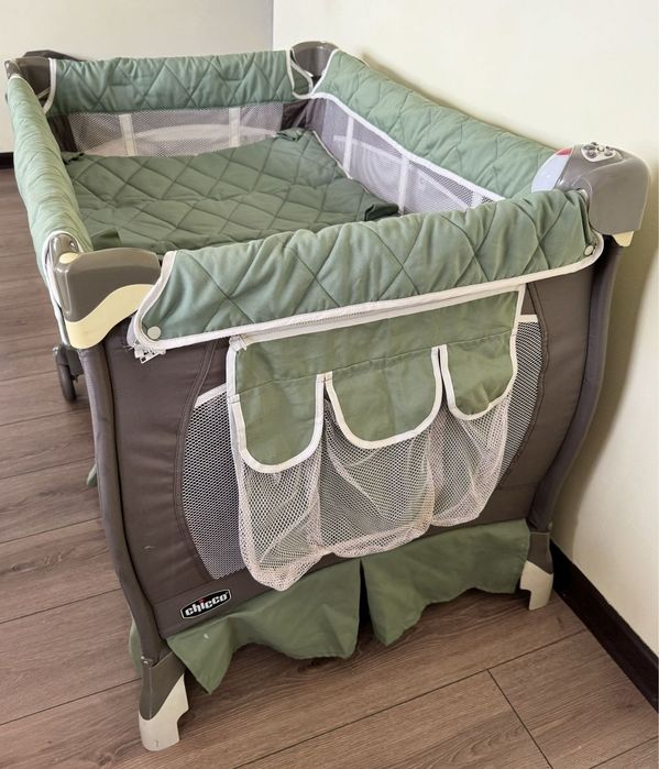 Манеж-кровать в отличном состояний!