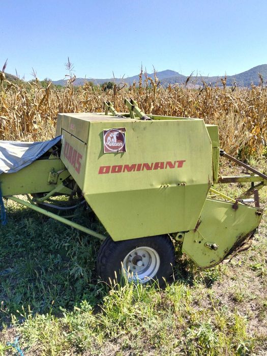 Presă de balotat CLAAS Dominant, cardan inclus, baloți dreptunghiulari, 1400 kg