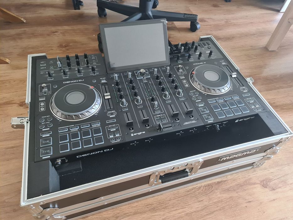 De vanzare consola Denon