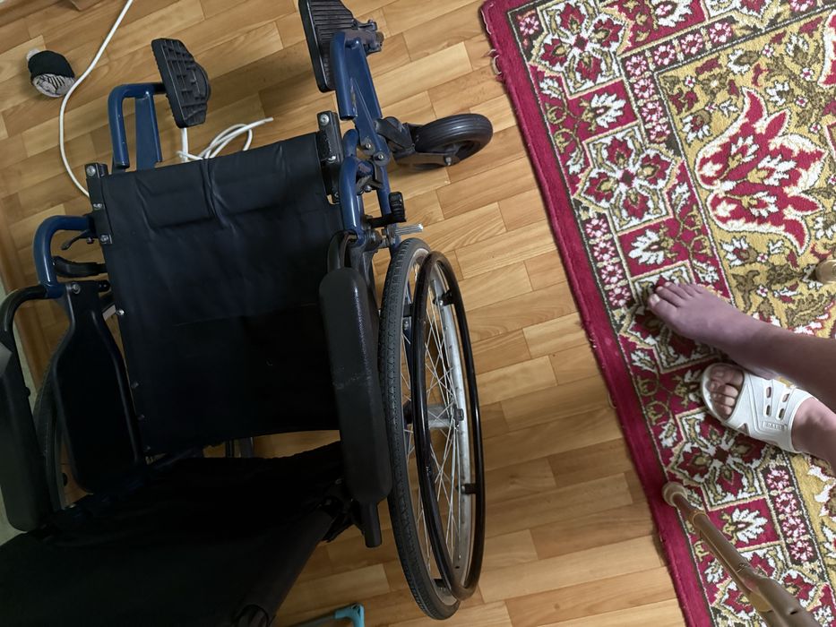 Продам инвалидная коляска