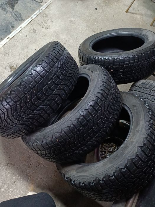 Продам шины зимние