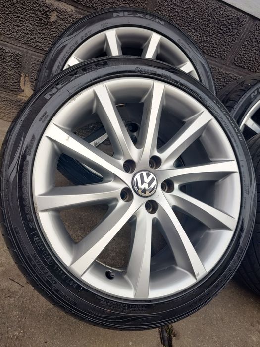 Vând Set Jante Aliaj 5x112+Cauciucuri 235/40/R18 Vara Passat CC Golf