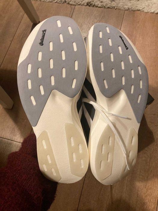 Чисто нови маратонки за бягане Adidas Adizero Evo SL