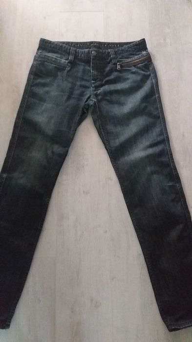 Мъжки фирмени дънки Sisley -40лв.брой