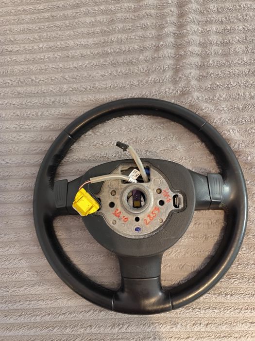 Volan VW utilizat in stare buna