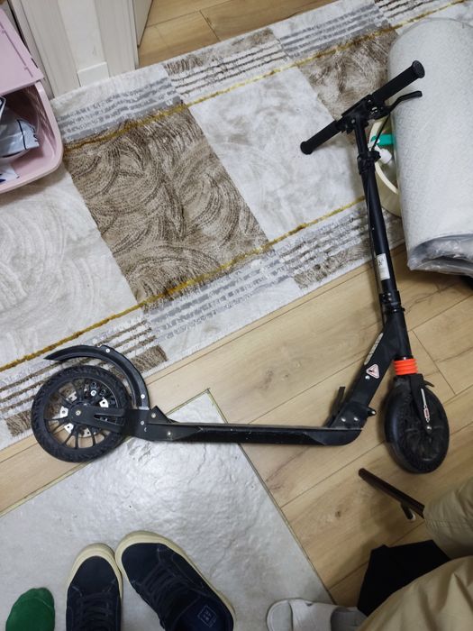 Продается самокат подростковый