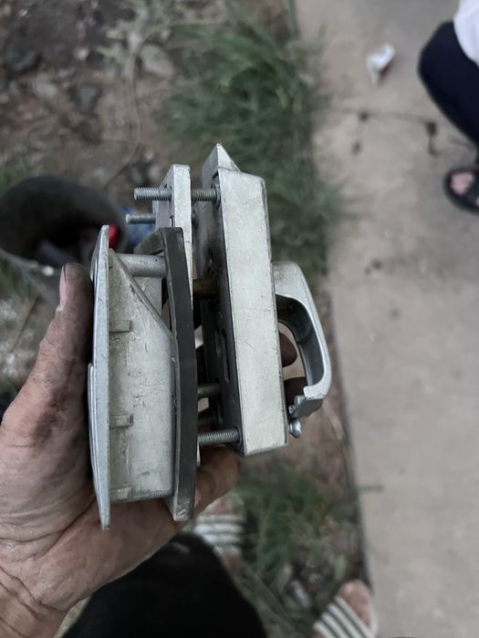 Замок в идеальном состояние без ключа