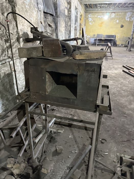 Молот , станок для ковки