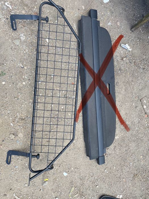 Vand  ,gratie animal , separator animal  , covorase originale , covorase si tavita cauciuc skoda octavia 3 combi