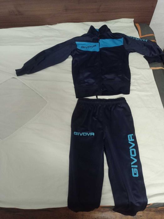 дртски спортен анцуг