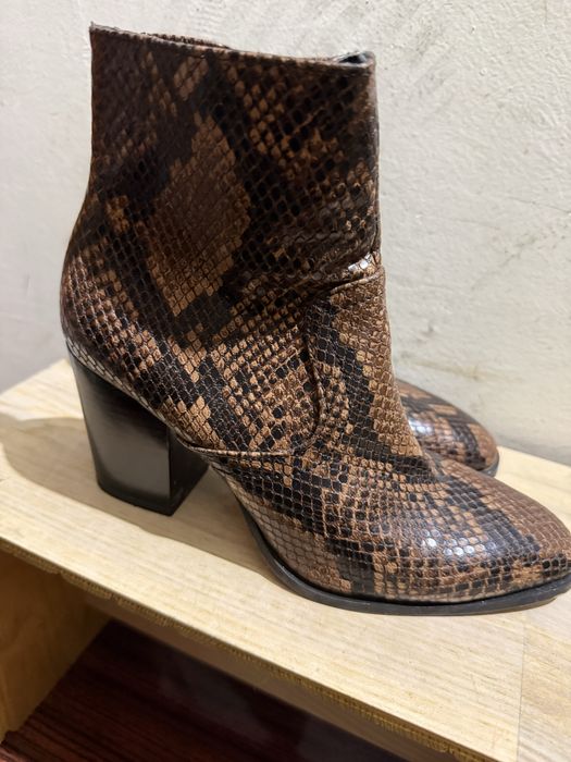 Осенние ботильоны . Zara, charles & keith