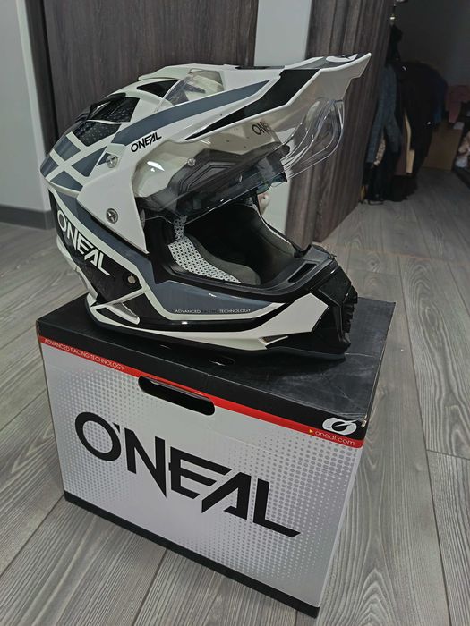 Каски 2 броя за мотор