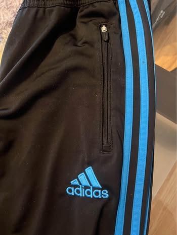 Trening Adidass masura S(recomand pentru un M)