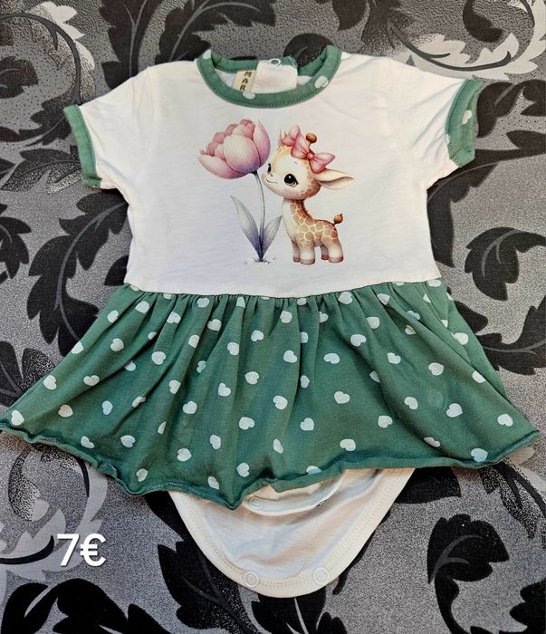 Бебешки дрешки за момиче