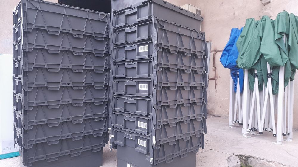 Cuti cu capac plastic alimentar