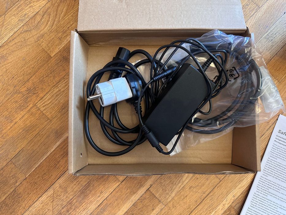 Водоустойчив IP65, touch screen, full HD 1920-1080 монитор IIYAMA 15,6