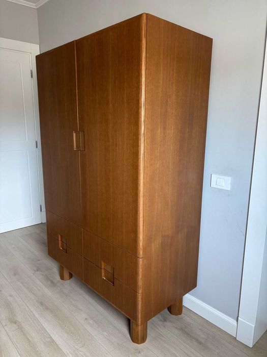 Sifonier/dulap cu usi lemn masiv lucrat manual