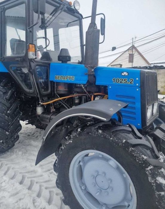 Продам трактор 1025.2