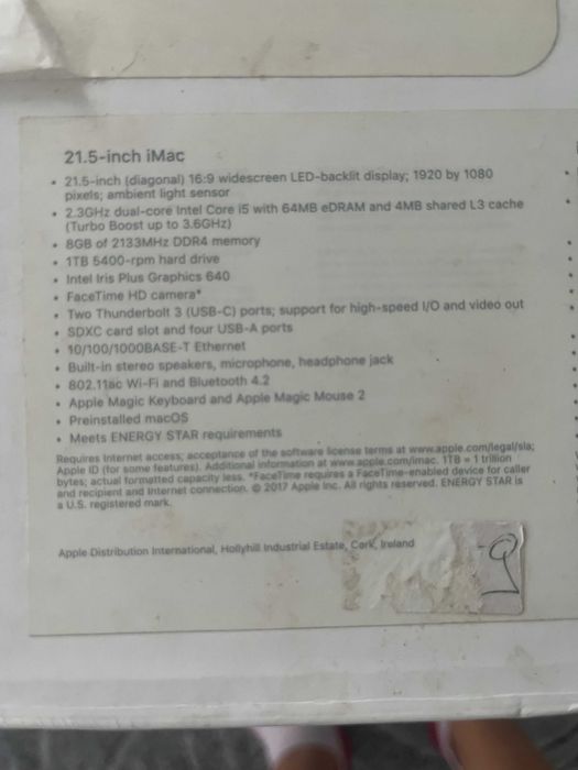 iMac 21.5 ,Intel Core I5 2.3 GHz, 64 MB Intel Iris Plus Graphics 640