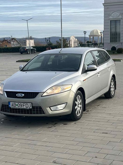 Vand sau schimb Ford Mondeo an 2008