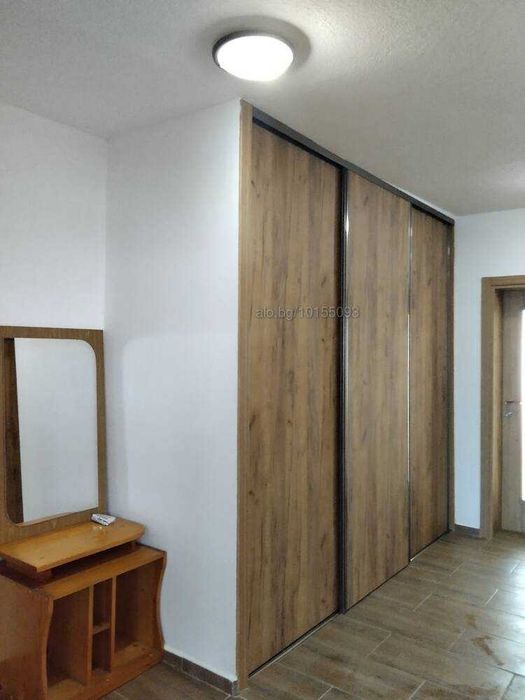 Давам под наем 5 стаен апартамент 130кв.м в кв. Виница, без посредник.