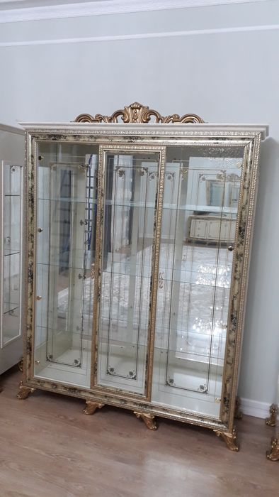 Продается гостинный гарнитур.