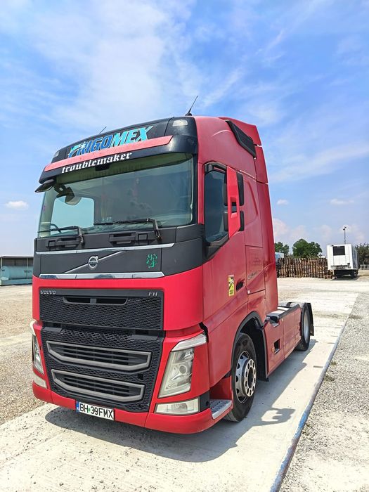 Cap 2 tractor Volvo FH 460 identice