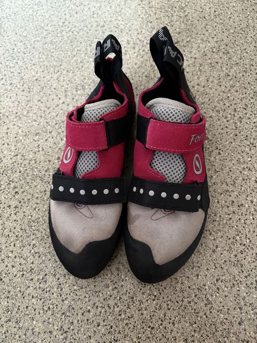 Скальные туфли Scarpa Force 38.5 EU