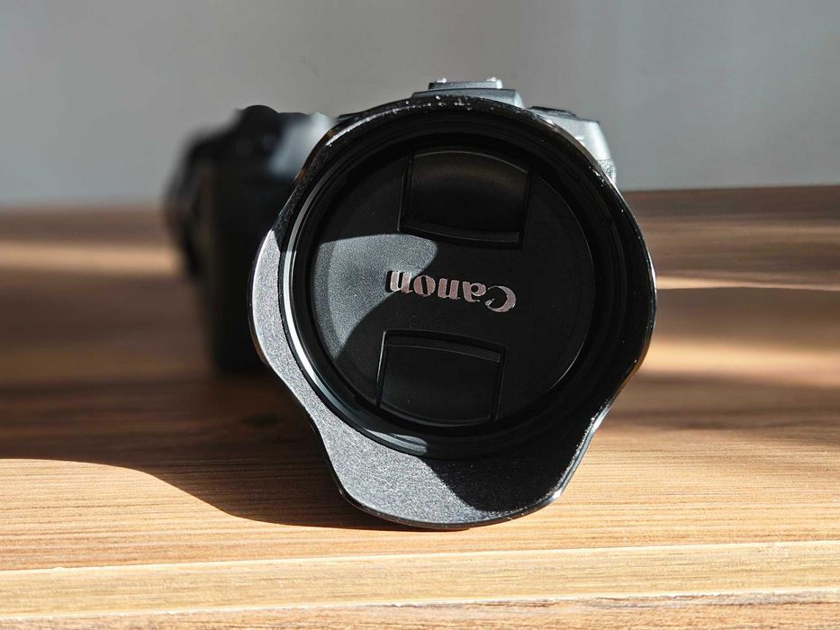 Canon RP + EF 35MM F 2