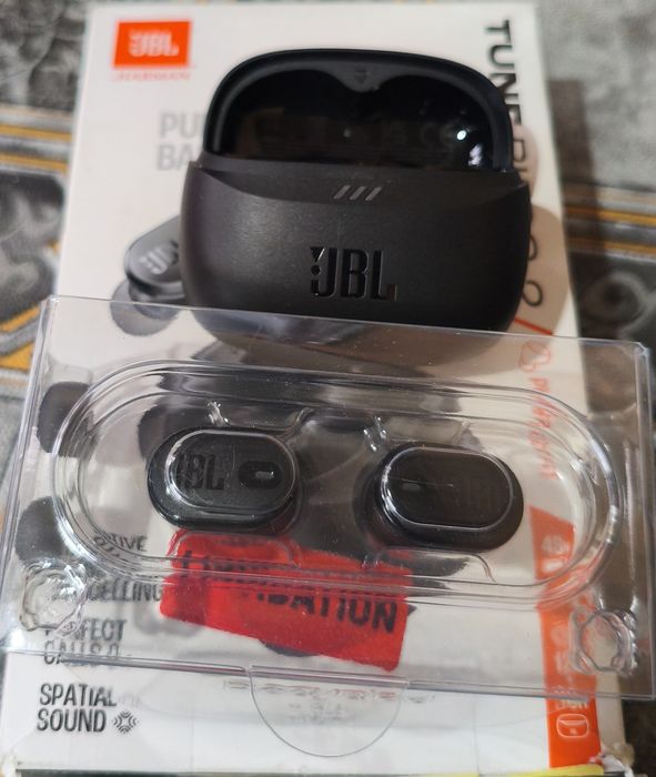 JBL TUNE BUDS2 безжични слушалки