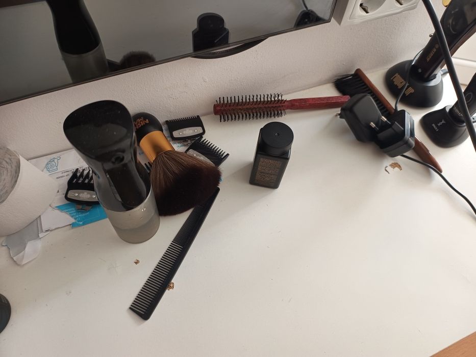 Vând kit pentru tuns