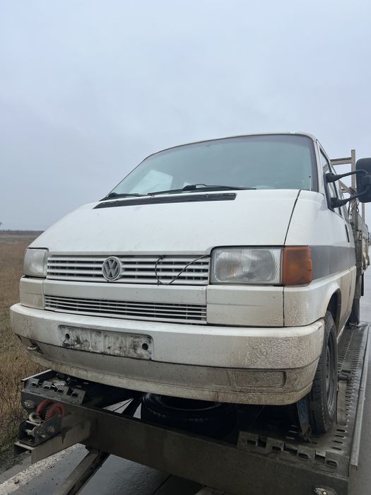 Dezmembrez Vw T4 2.4 diesel