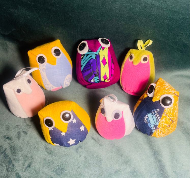 Весели цветни подаръчета