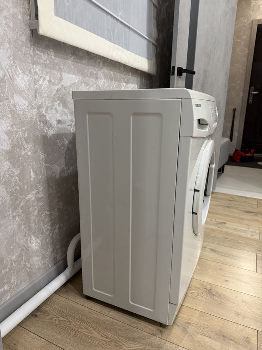 Продам стиральную машину