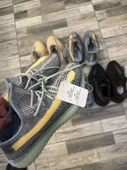 Vand adidasi yeezy boost en gros